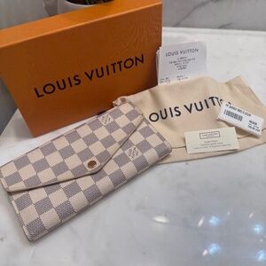 Authentic Louis Vuitton Azur Sarah Wallet